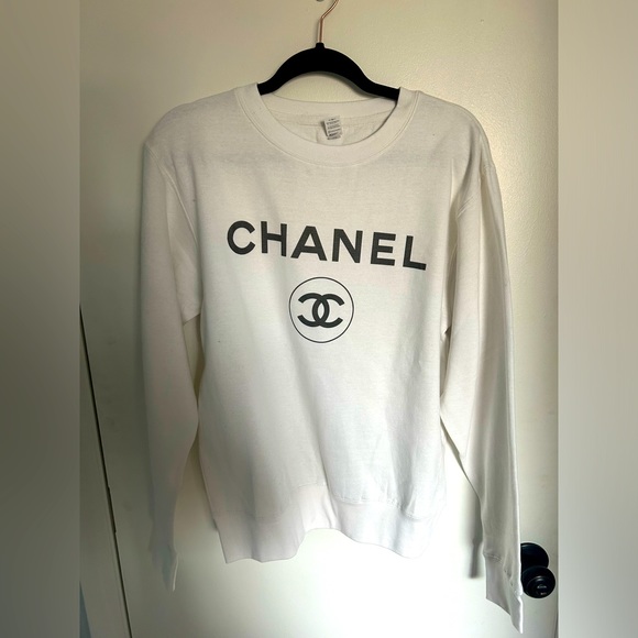 Sweaters - Designer Inspired Sweatshirt